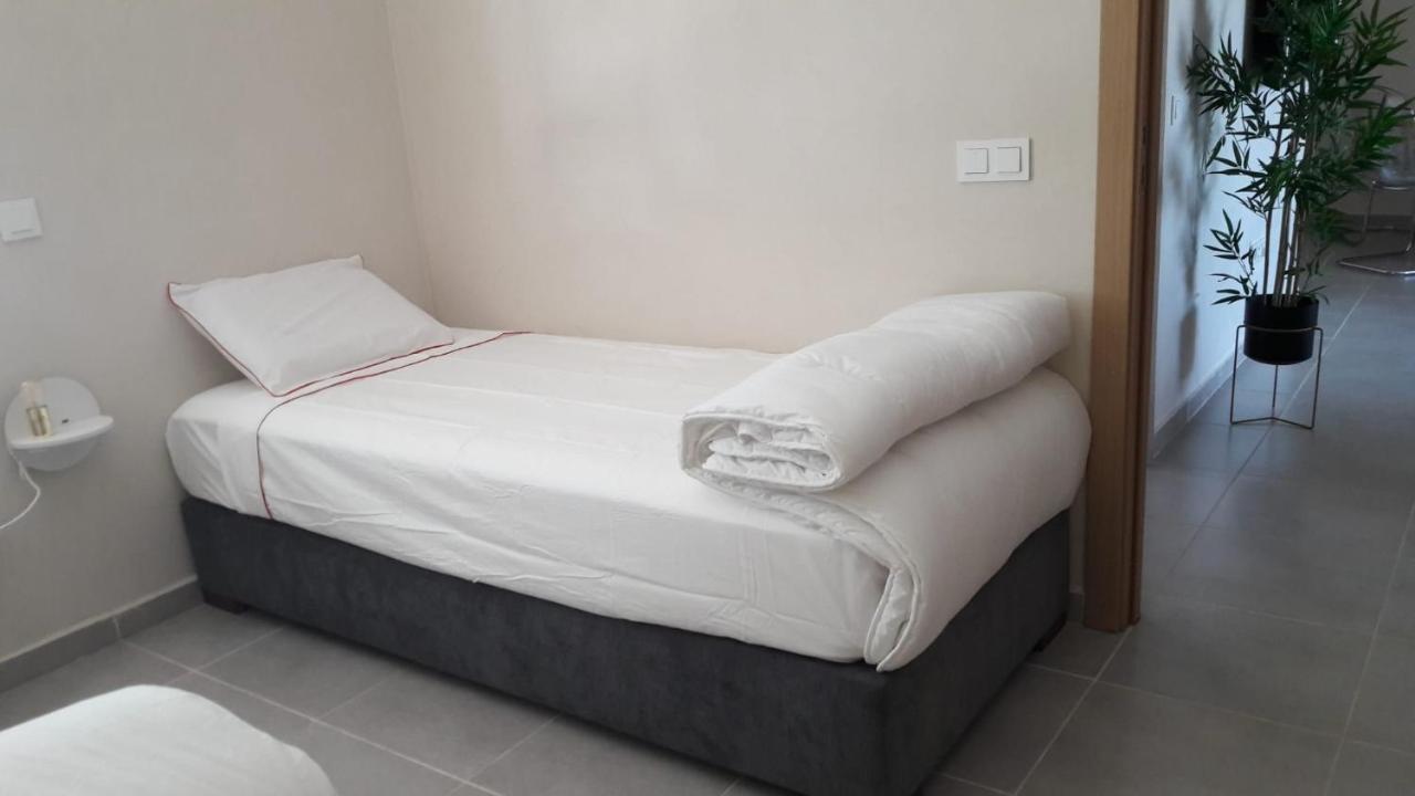 Appart. Luxueux avec piscine, cosy, bien situé Bouznika Exterior foto